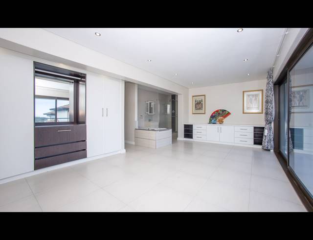 2 BEDROOM TOWNHOUSE FOR SALE IN WINTERSTRAND